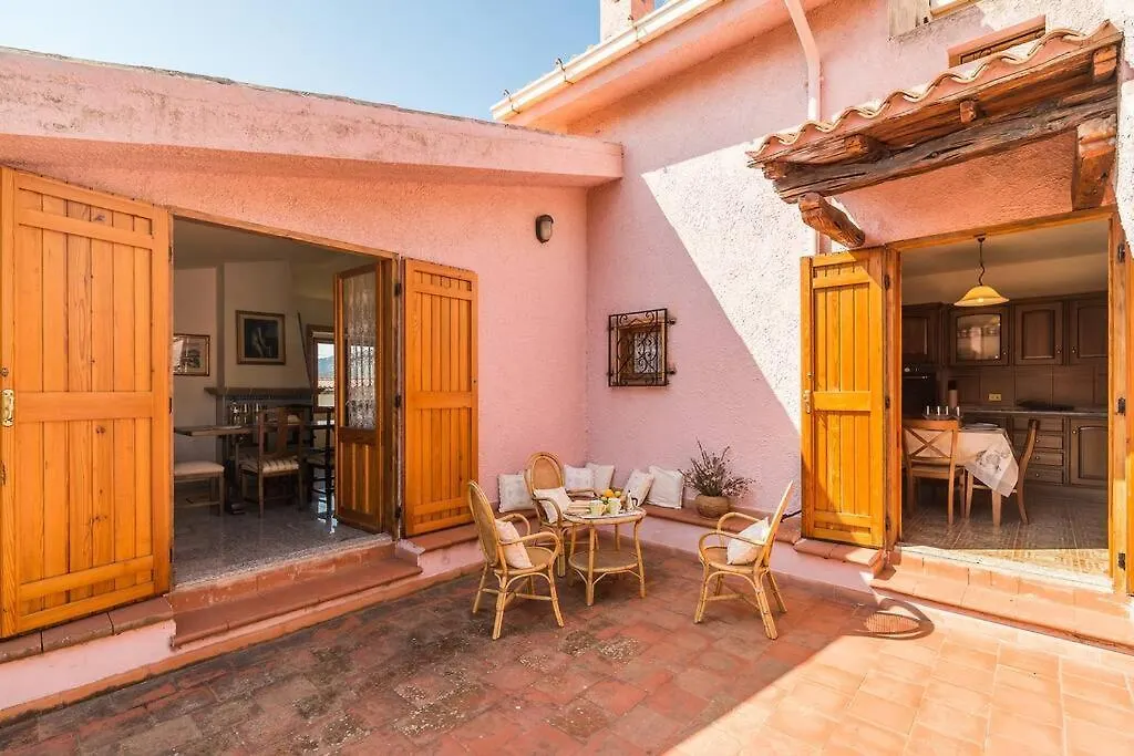 Affittasardegna-Casa Pintau Apartment Cala Gonone